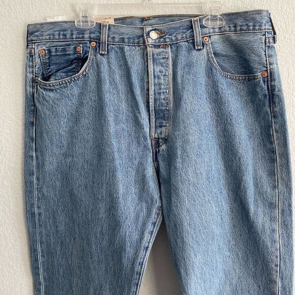Levi’s Men’s 501 Jeans 40x34 - Picture 2 of 6
